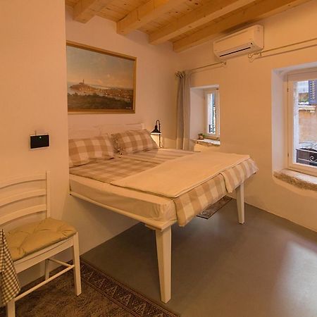 Apartments Casa Vecchia Ρόβινι Εξωτερικό φωτογραφία